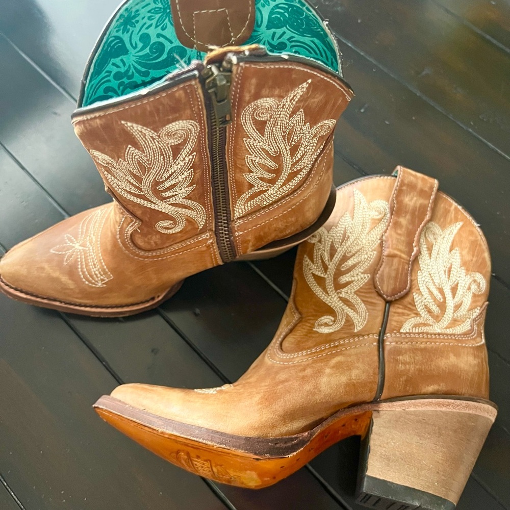 Corral Tan Embroidered Kids Boots